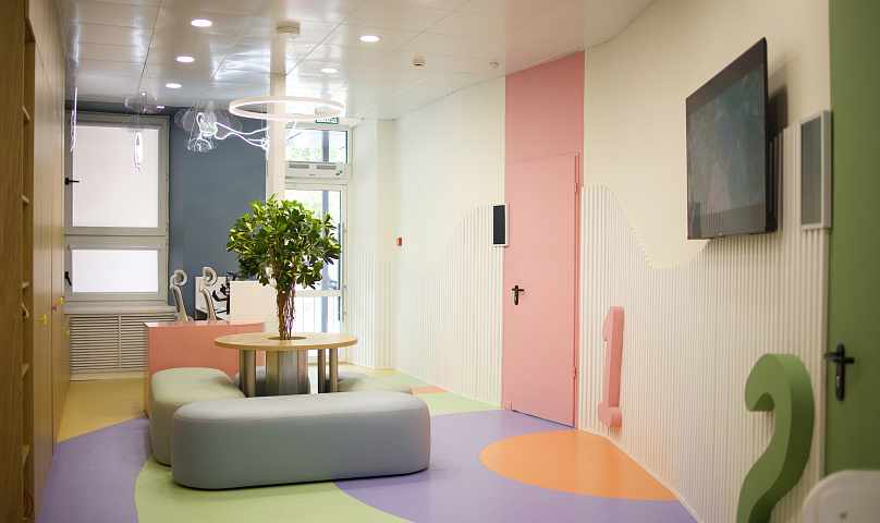 Profosmotr pediatra i specialistov v klinike Evrodon