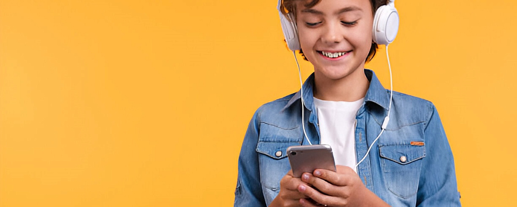 Дети и технологии: как гаджеты влияют на здоровье детей