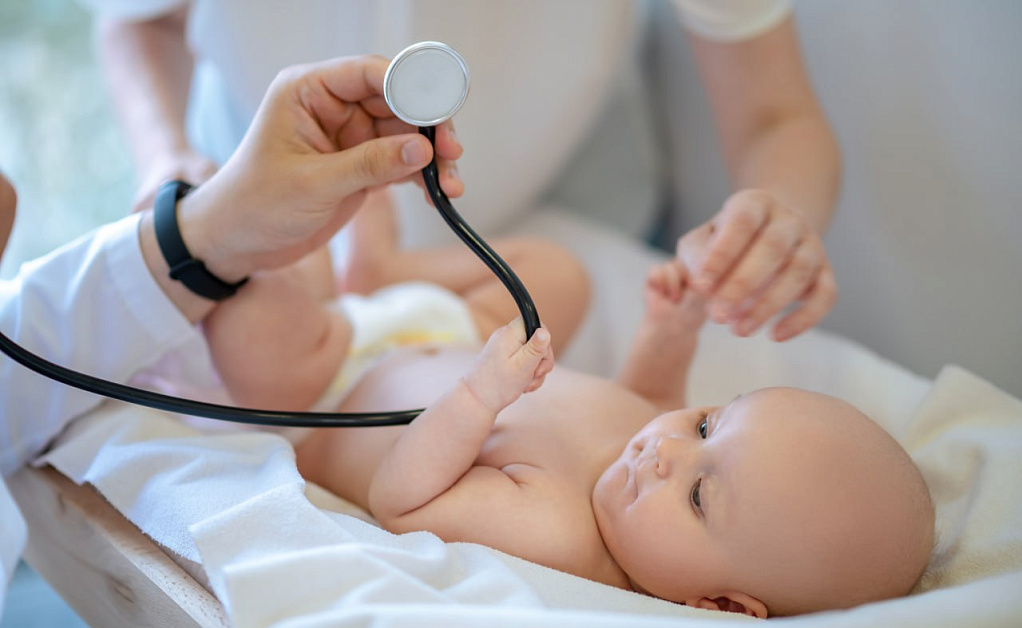 Programma-obsledovaniya-Malish-0–1-mesyac-v-klinike-Eurodon-