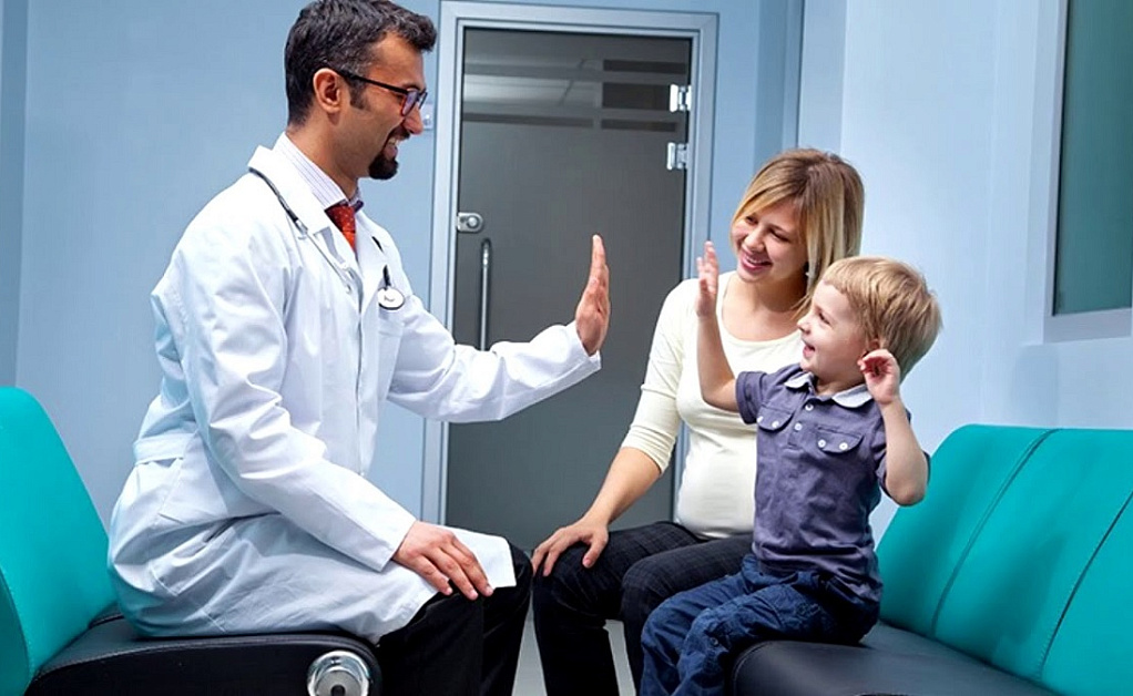 Detskii hirurg v klinike Evrodon