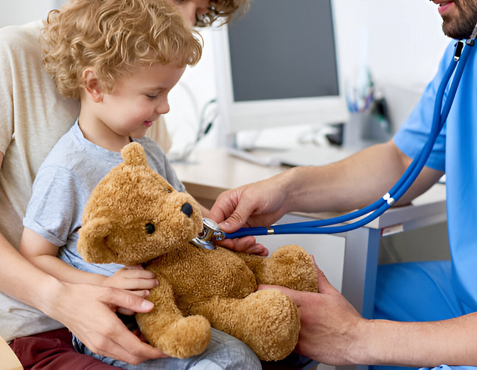 Vrach_pediatr v klinike Evrodon