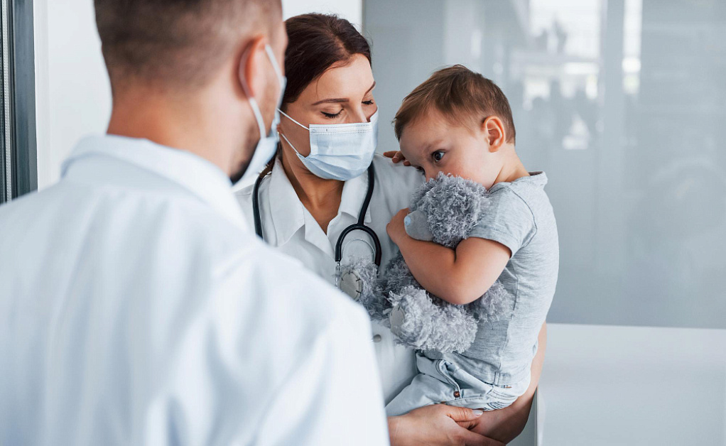 Podrezanie-uzdechki-v-klinike-eurodon-