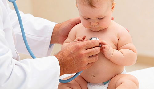 Konsultativnii-priem-pediatra-v-klinike-Eurodon-